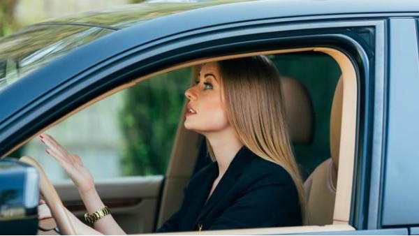 明明很認(rèn)真的做保養(yǎng)，可汽車車窗玻璃還是有吱吱聲？